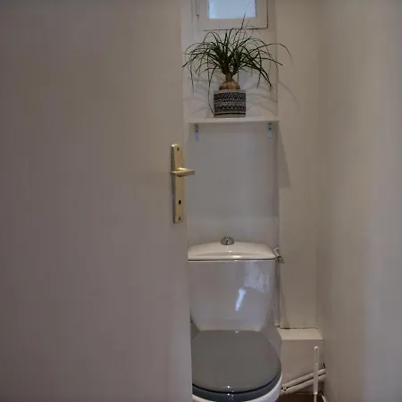 50m de la plage, Apt. dans la Villa Française Appartement