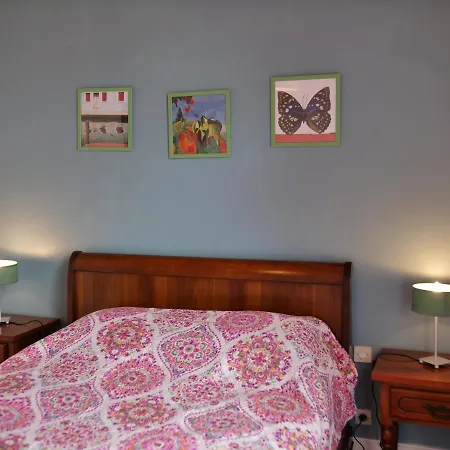 50m de la plage, Apt. dans la Villa Française Appartement *